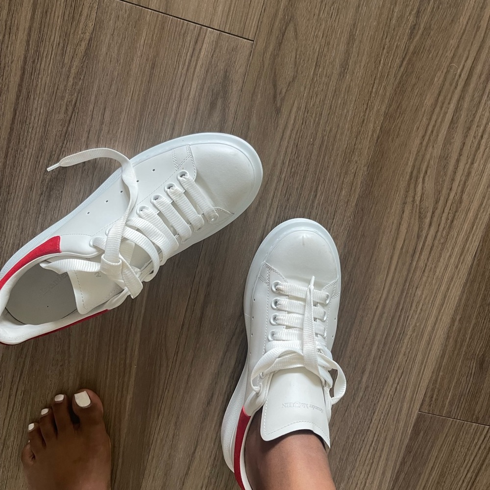 Alexander McQueen oversized sneaker